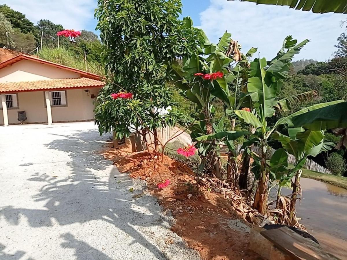 Chacara Recanto Das Pedras Para 8 Pessoas Serra Negra  Luaran gambar