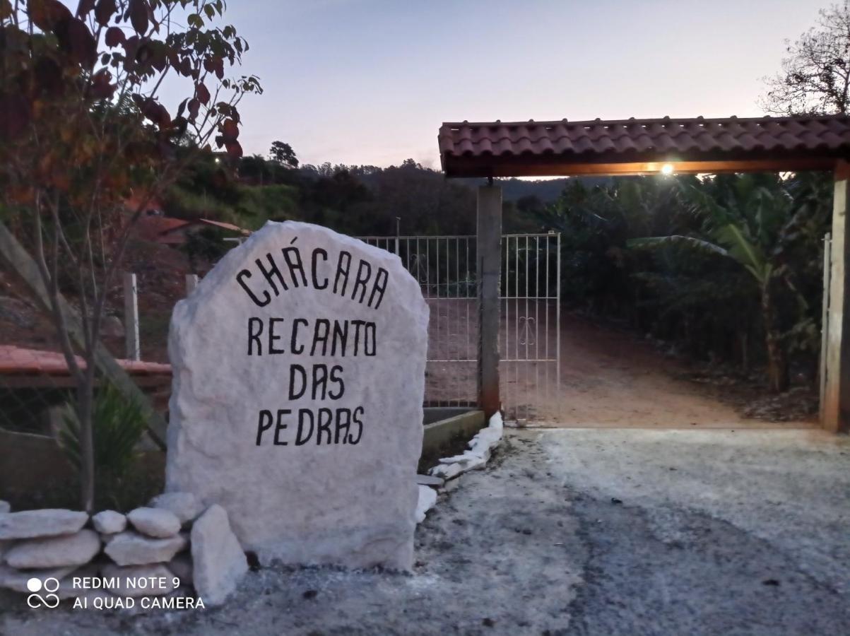 Chacara Recanto Das Pedras Para 8 Pessoas Serra Negra  Luaran gambar